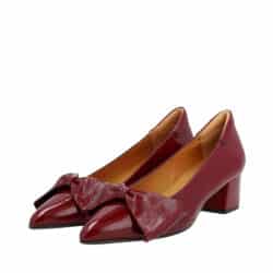 Angulus pumps dame i bordeaux med elegant sløjfe og hæl på 5 cm