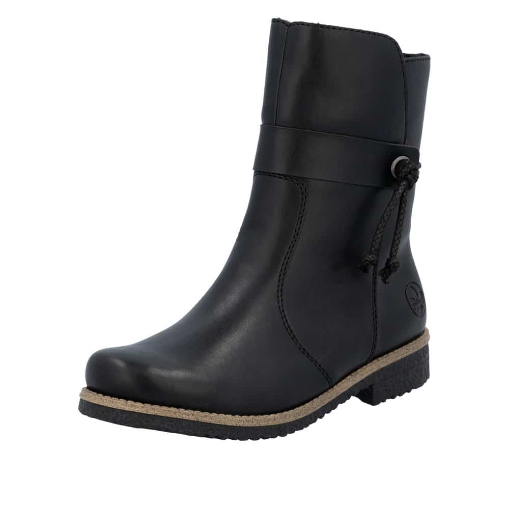 Rieker støvle til dame i sort med varm foring samt funktionel lynlås
