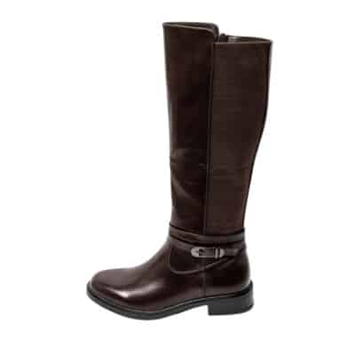 Amour lang støvle til dame i mørkebrun med spænde detalje samt lynlås og elastik