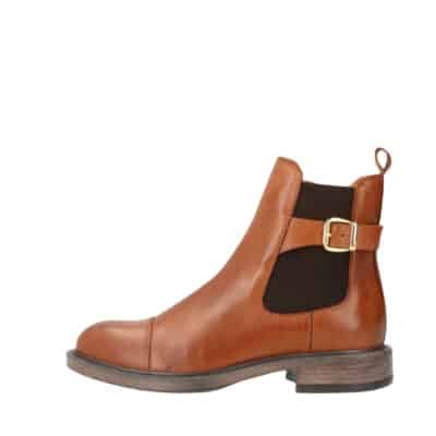 Shoedesign Copenhagen Beatrice støvle til dame i cognac med overdel i skind og lynlås samt elastik