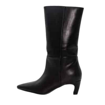 Duffy Solano Tre støvle til dame i sort med lynlås og spids snude samt stilethæl på ca. 6 cm.